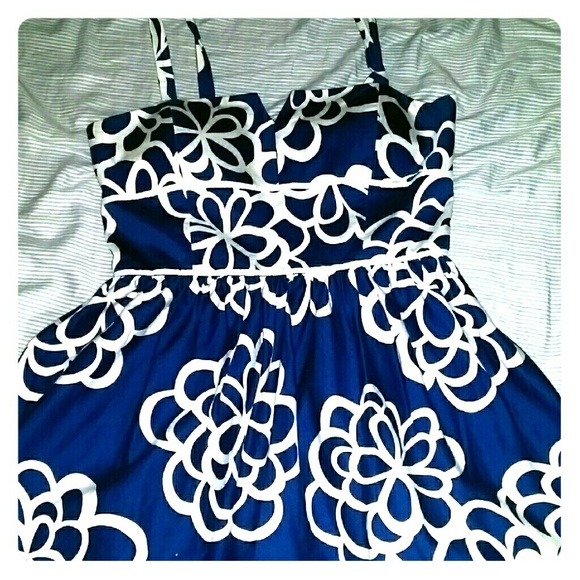 Floral print dress