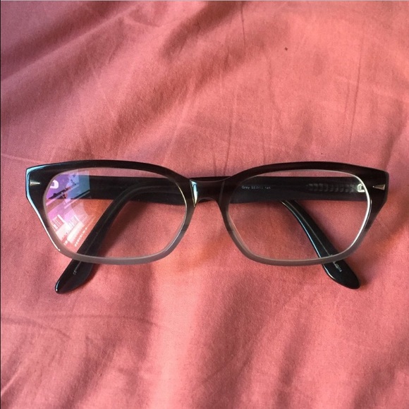 ⚠️SOLD⚠️Dicaprio eye glasses with perscription