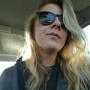 Meet your Posher, Kristen