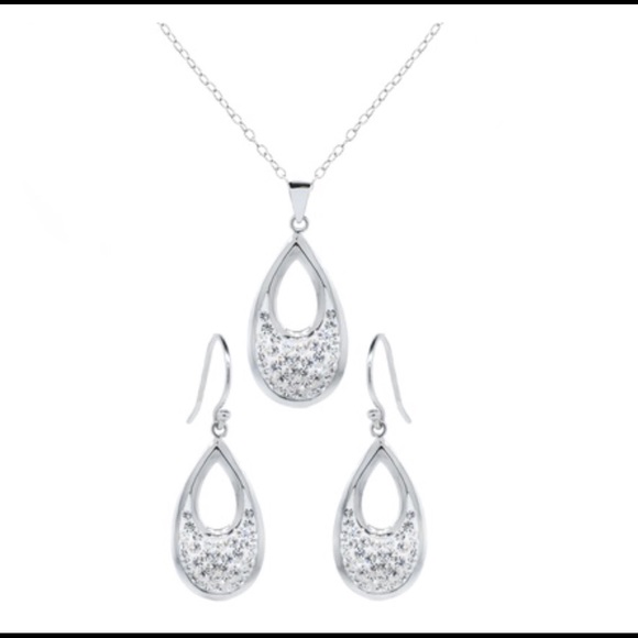 Beautiful Pendant & Earrings w/Swarovski Crystals - Picture 1 of 4