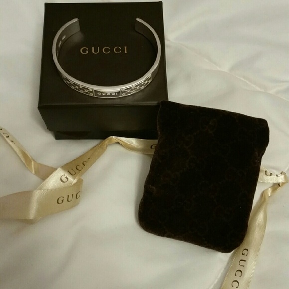 Gucci Jewelry - Authentic Gucci sterling silver bangle