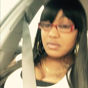 Meet your Posher, Brittni