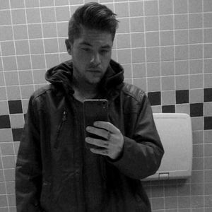 Meet your Posher, Mickey