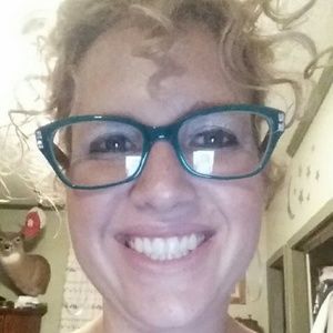 Meet your Posher, Paula