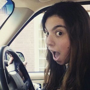 Meet your Posher, Danielle