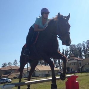 Meet your Posher, Dominique