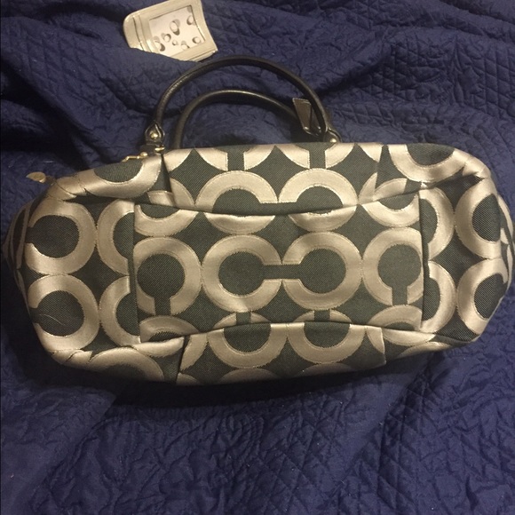 Black and silver coach bag w/ purple interior 😍