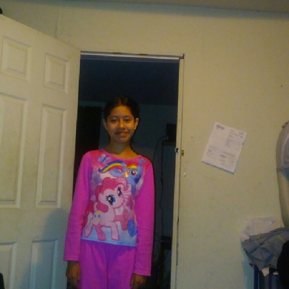 Meet your Posher, Ivone - Picture 1 of 1