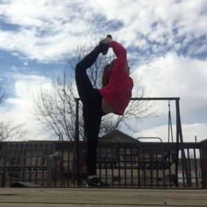 Meet your Posher, Hayley