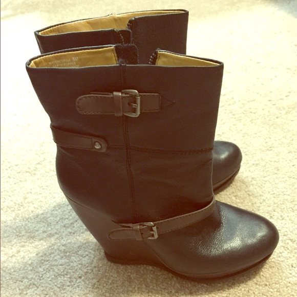 Nine West boots