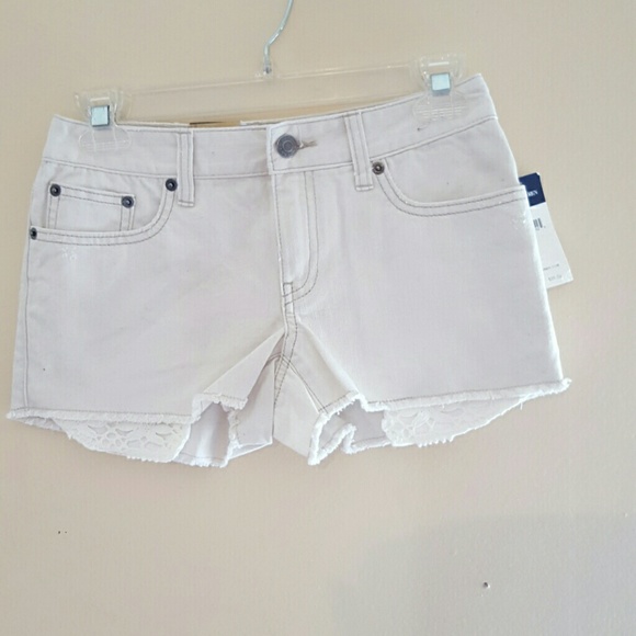 Ralph Lauren Fashi  white short