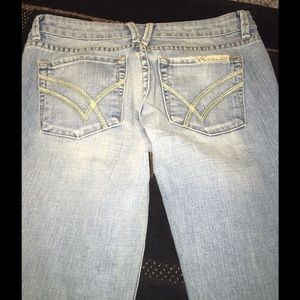 24/33 William Rast jeans
