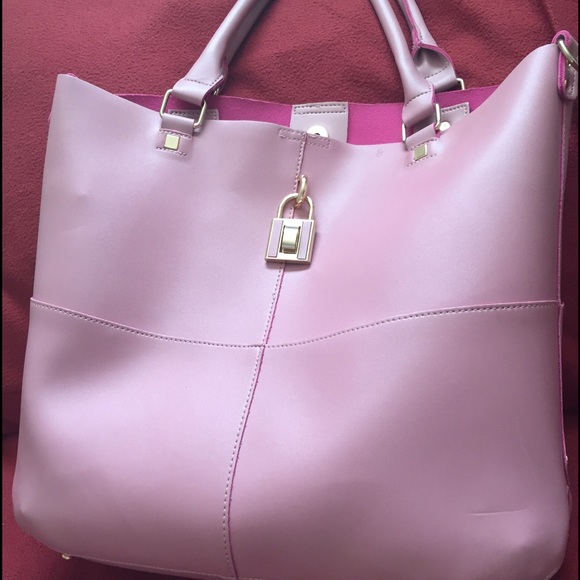Women's handbag beautiful color