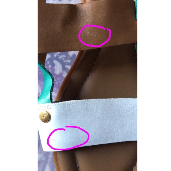 Tahari Sandals - Picture 3 of 4