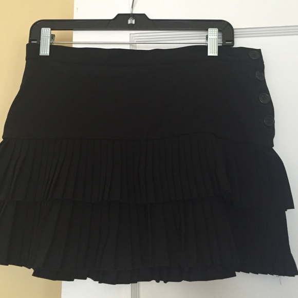 BCBGMaxAzria Dresses & Skirts - Mini skirt😍LAST CALL😍