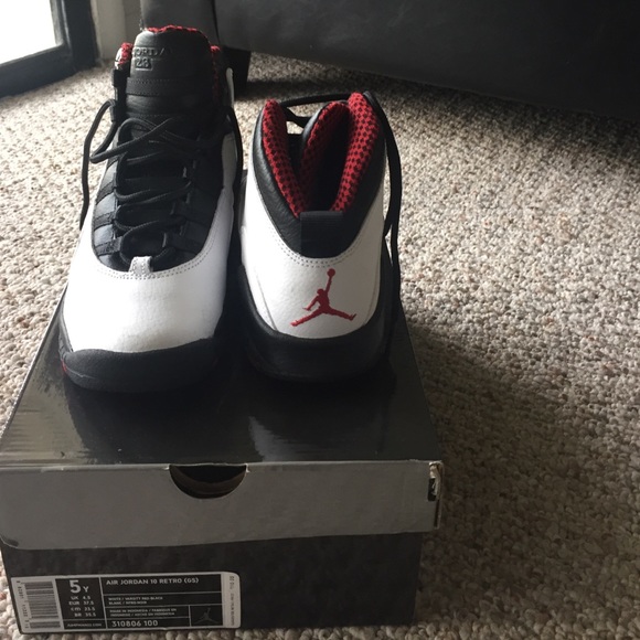 Jordan retro 10s