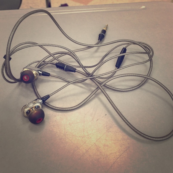 Good quality headphones