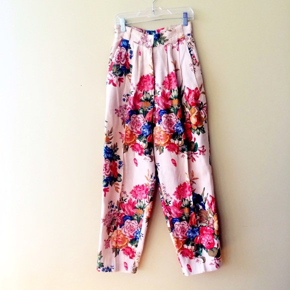 Pants - ❤️❤️ VINTAGE HIGH WAIST FLORAL PANTS