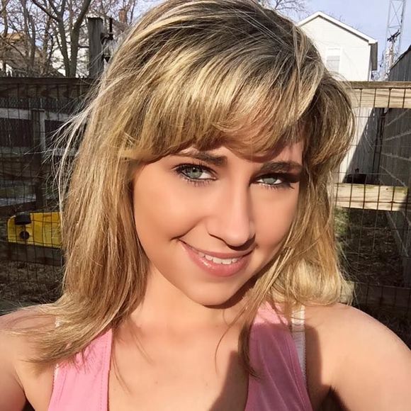 Meet your Posher, Samantha