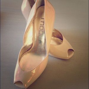 Nude wedges by Moda Spana size 6