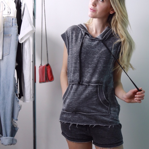 SOLDOUT11thStreet - Picture 4 of 4