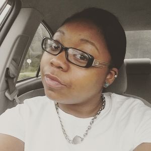 Meet your Posher, Toni