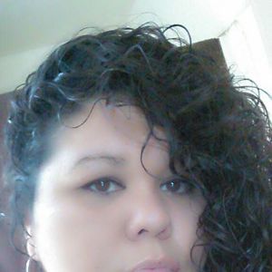 Meet your Posher, Leanne