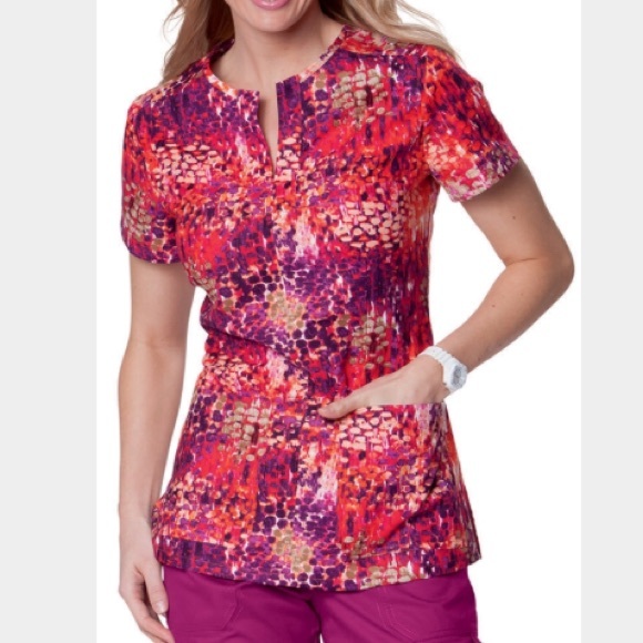 Koi Naomi Scrub Top NWT