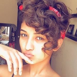 Meet your Posher, Alisha