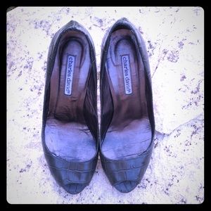 CHARLES DAVID Heels!