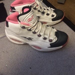 Reebok Sneakers