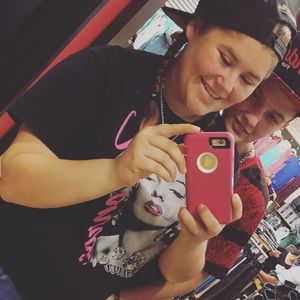 Meet your Posher, Sammy