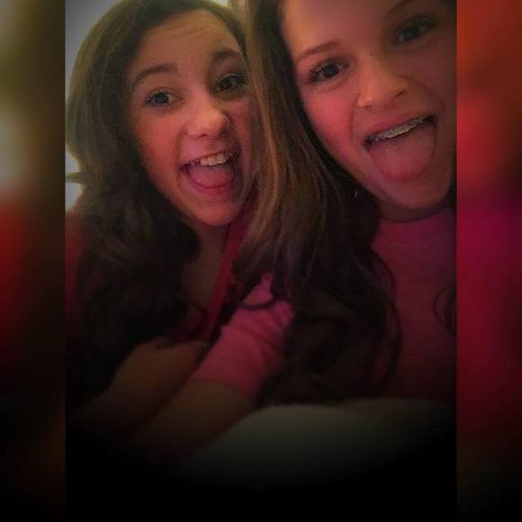 Meet your Posher, Avary