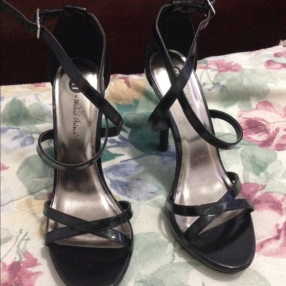 Michael Antonio heels NWOT