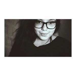 Meet your Posher, Vanessa