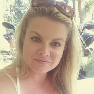 Meet your Posher, Molly