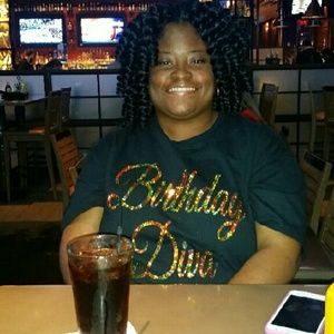 Meet your Posher, Latasha