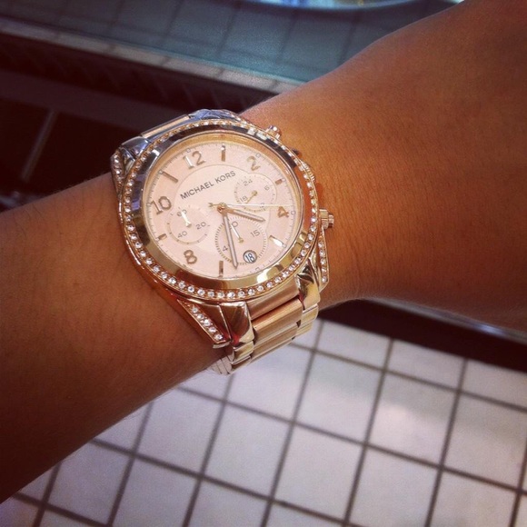 Michael Kors rose gold watch