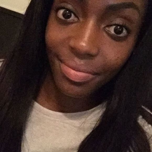 Meet your Posher, Kiana