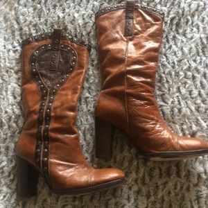 Kenneth Cole boots