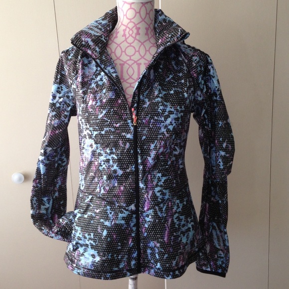 lululemon athletica Jackets & Blazers - 🎉HOST PICK🎉 Lululemon Back Pack It Jacket NWT
