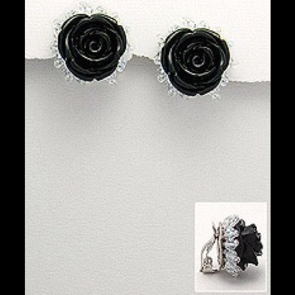 Clip-on Earrings - Picture 10 of 10