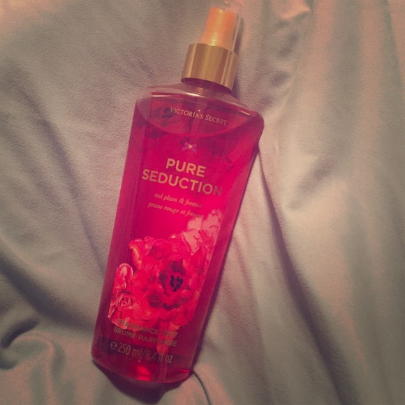 Victoria secret body spray - Picture 1 of 1