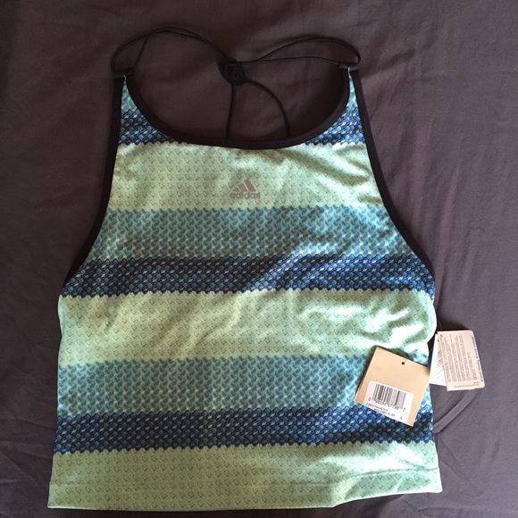 Workout top - Picture 1 of 4