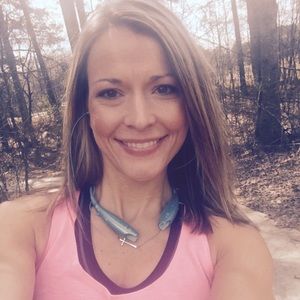 Meet your Posher, Candace