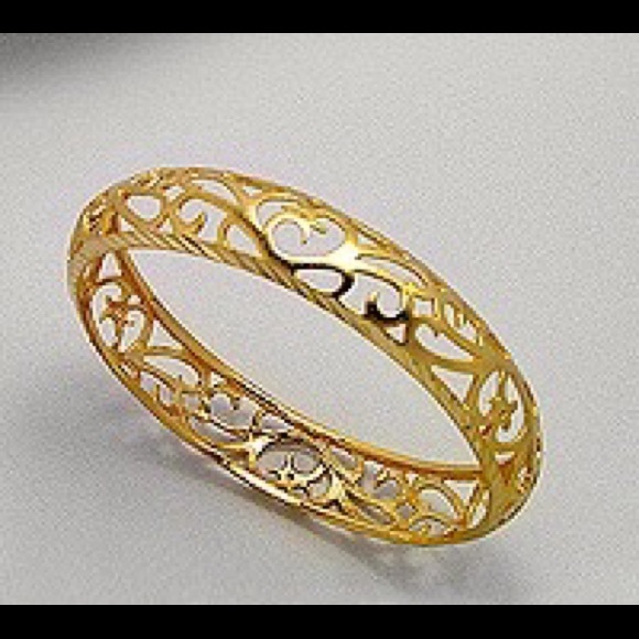 Jewelry - SOLD Bangle with Filigree pattern. 14k gold