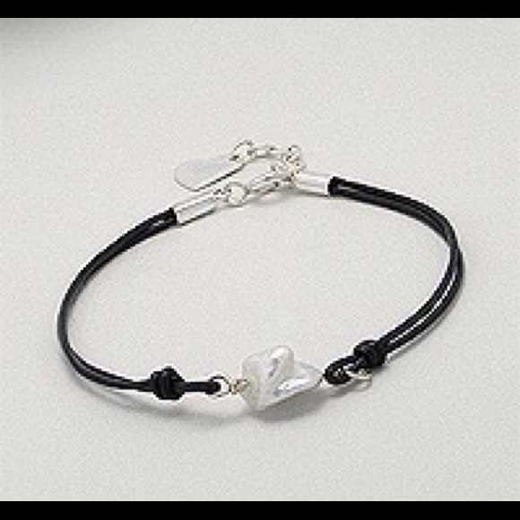 Other - Bracelet beaded with  freshwater Pearl