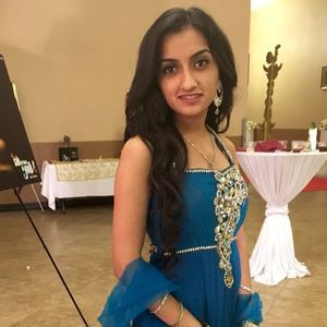 Meet your Posher, Rohini