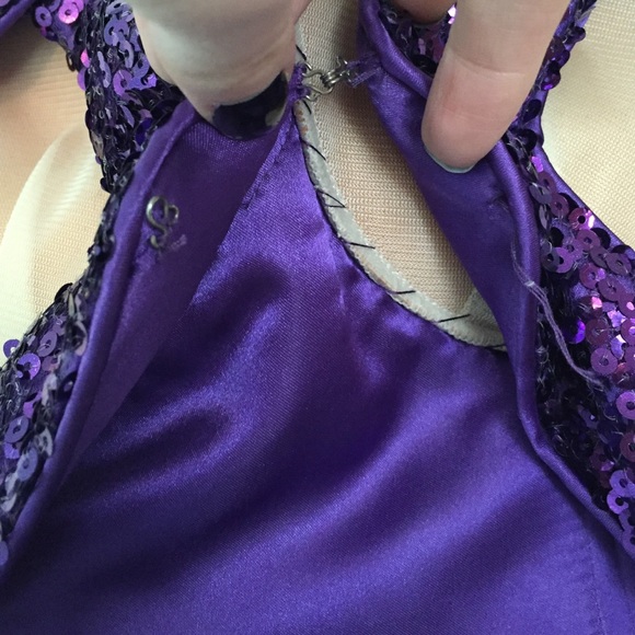 Prom dress - Picture 3 of 4