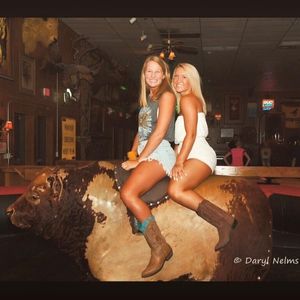 Meet your Posher, Kendra